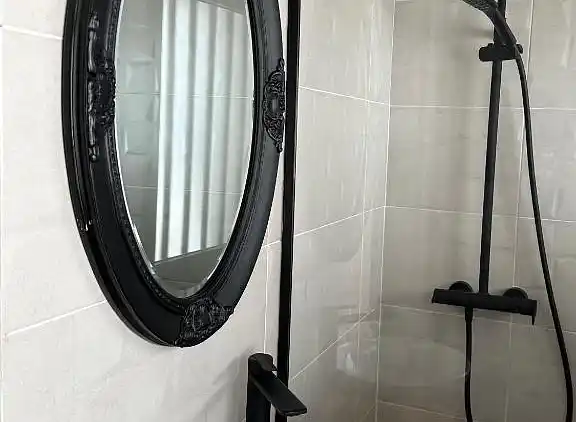 Serenity Stone in den Sierras