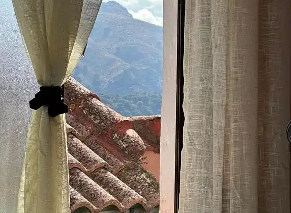 Serenity Stone in den Sierras