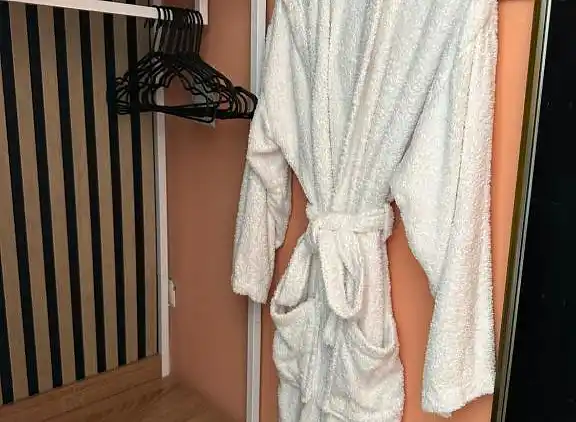 Serenity Stone in den Sierras