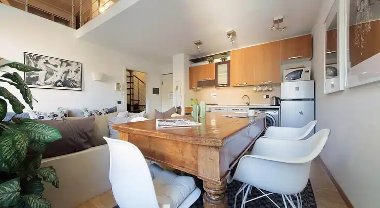Historisches Zentrum Rom Kolosseum 2BR 2BA Metro
