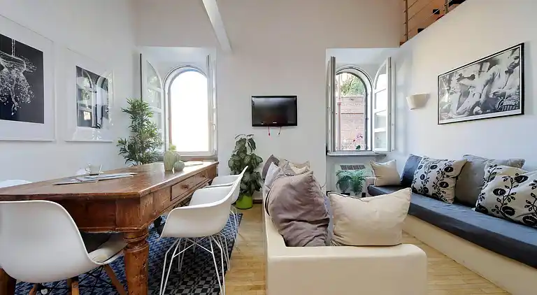Historisches Zentrum Rom Kolosseum 2BR 2BA Metro