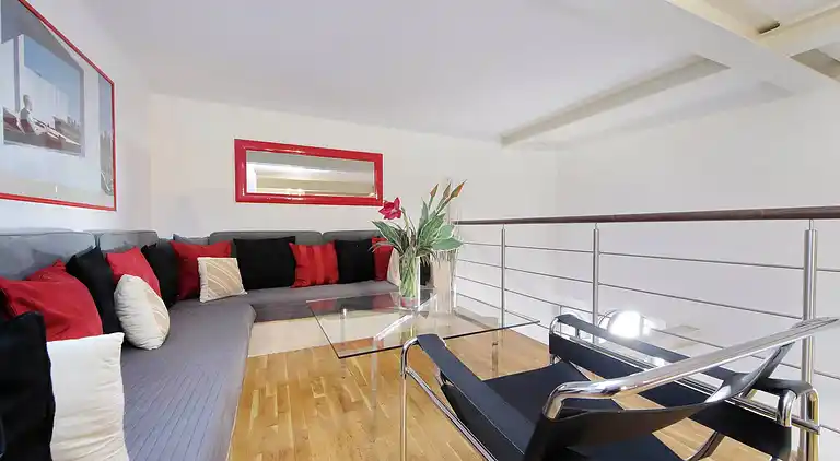 Historisches Zentrum Rom Kolosseum 2BR 2BA Metro