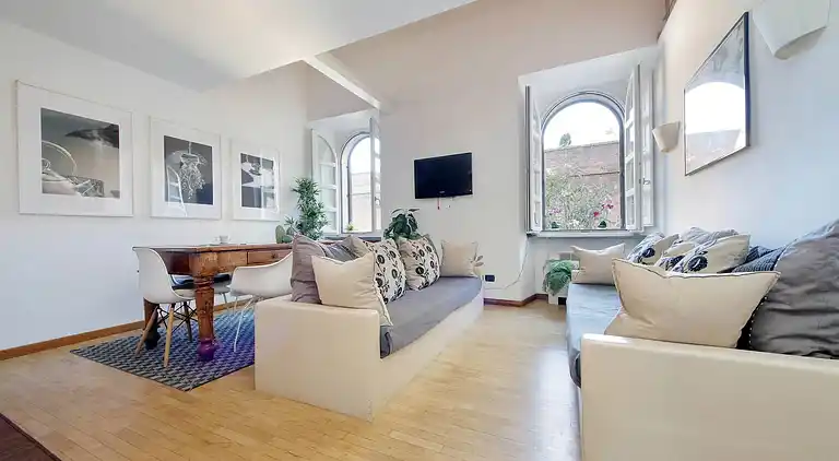 Historisches Zentrum Rom Kolosseum 2BR 2BA Metro