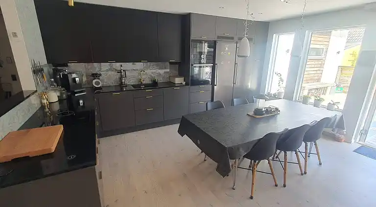 Acogedora villa cerca del lago y la naturaleza y de Liseberg