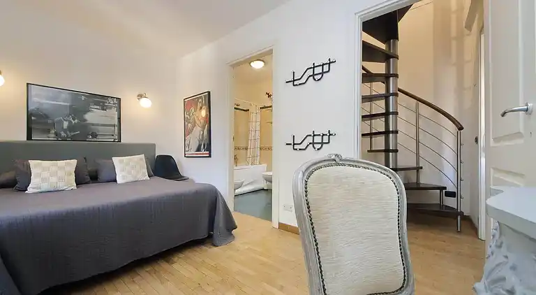 Historisches Zentrum Rom Kolosseum 2BR 2BA Metro