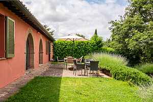Villa Basilico - Cignella Resort Chalet in Tuscany