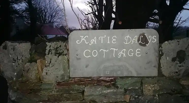 Cosy Farm Cottage on the Ring of Kerry