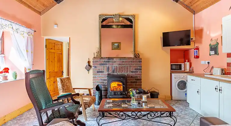 Cosy Farm Cottage on the Ring of Kerry