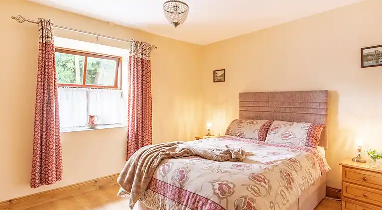 Cosy Farm Cottage on the Ring of Kerry