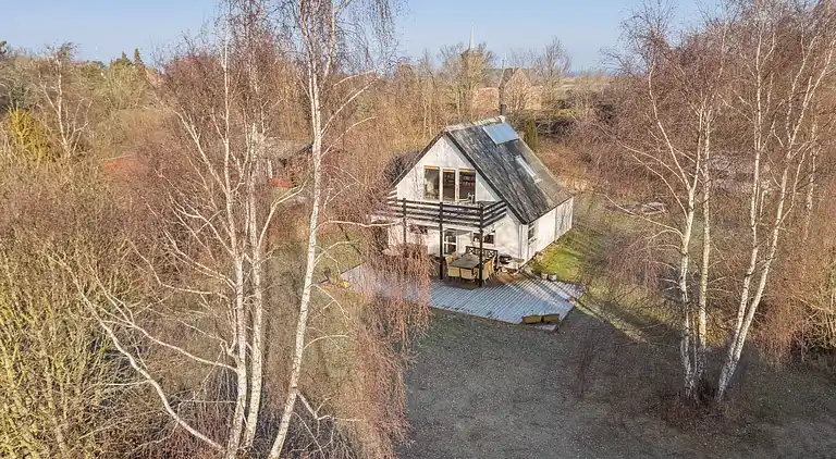 Ruhiges Ferienhaus nahe Strand und Natur
