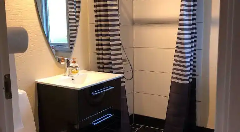 Sommerhus til familien med adgang til badeland