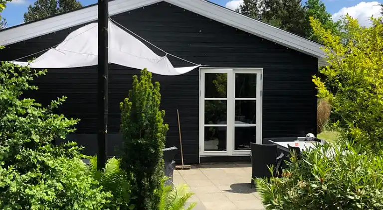 Sommerhus til familien med adgang til badeland