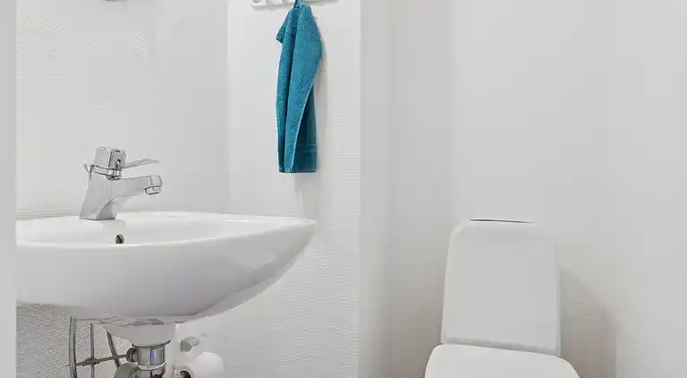 Unik naturferie med panoramaudsigt over vandet