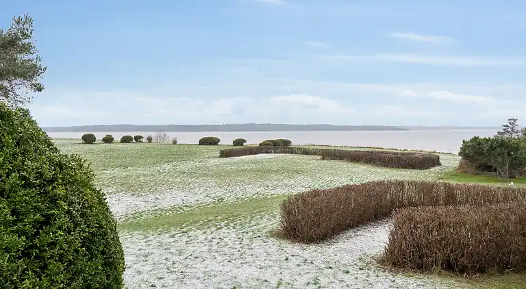 Unik naturferie med panoramaudsigt over vandet