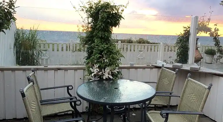 Sommerhaus mit Panoramablick über den Strand