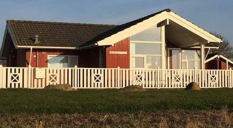 Sommerhaus mit Panoramablick über den Strand