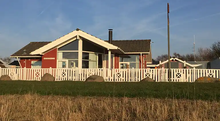 Sommerhaus mit Panoramablick über den Strand