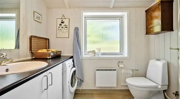 Hyggeligt sommerhus tæt på strand og leg