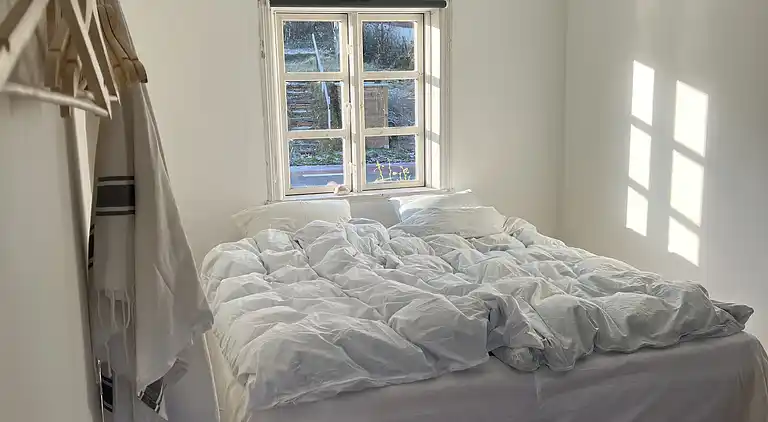 Fiskerhus med skøn  havudsigt ved Listed havn.