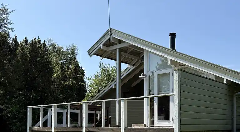 Hyggeligt sommerhus tæt på strand og natur