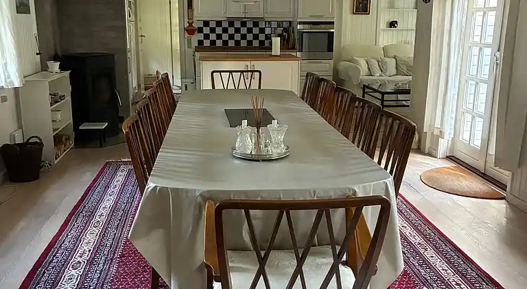 Feriehus i gå-afstand til indkøb og restaurant