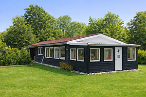  🌞 Attraktivt og lyst sommerhus i Hals