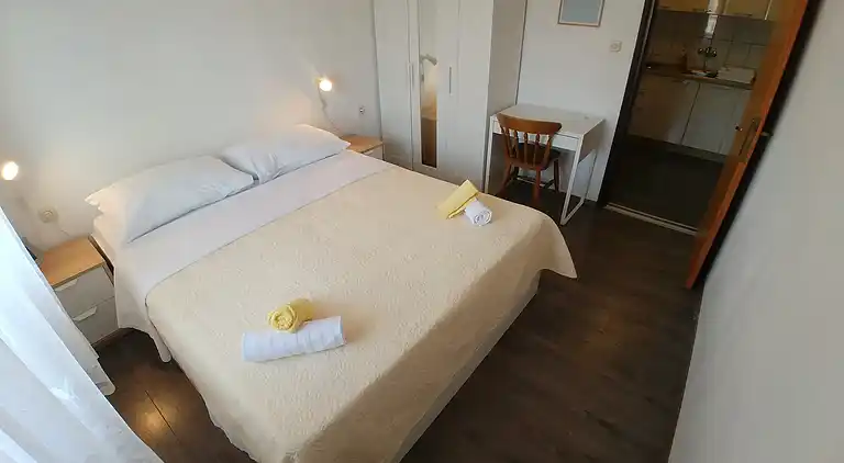 Two bedroom apartment with balcony and sea view Sali, Dugi