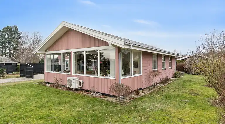 Entspannendes Ferienhaus nahe am Meer