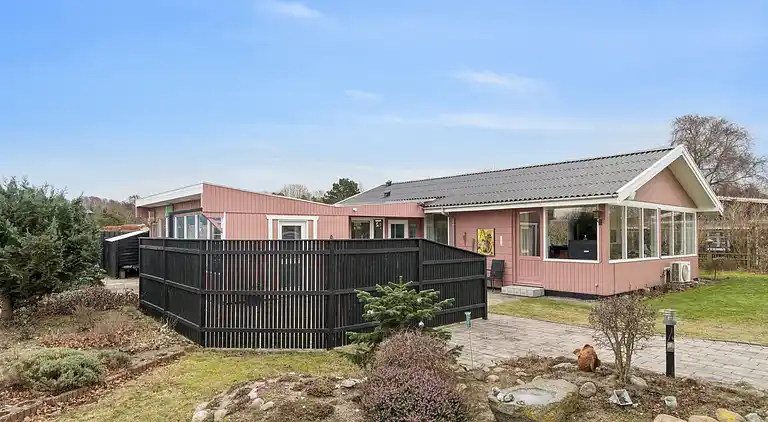 Entspannendes Ferienhaus nahe am Meer