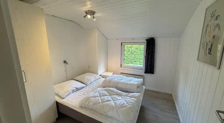 Familievenligt poolhus tæt på Marielyst Strand