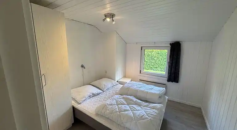 Familievenligt poolhus tæt på Marielyst Strand