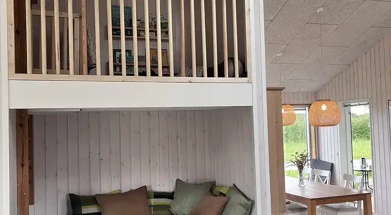 Rummeligt sommerhus på Bogø