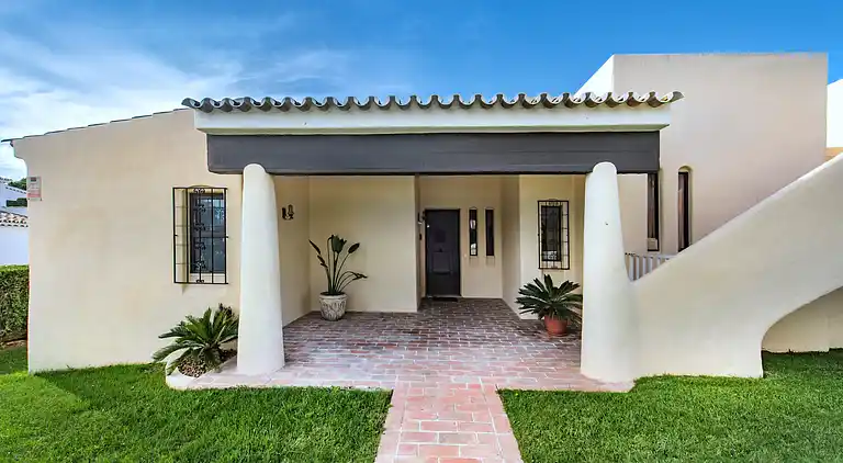 Altes Dorfgebiet und in der Nähe aller Annehmlichkeiten, mit