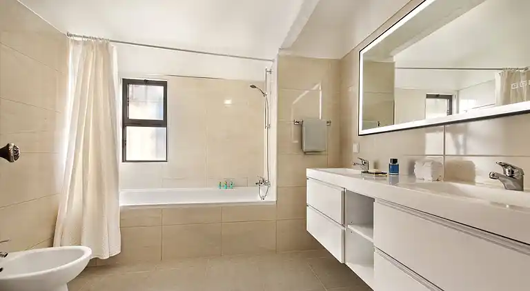 Altes Dorfgebiet und in der Nähe aller Annehmlichkeiten, mit