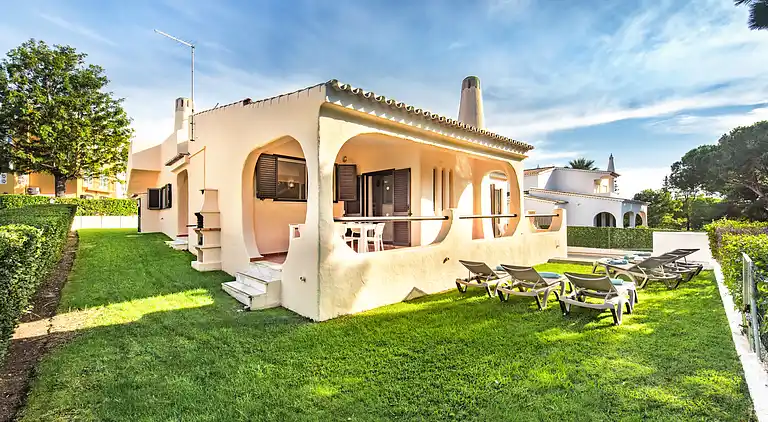 Altes Dorfgebiet und in der Nähe aller Annehmlichkeiten, mit