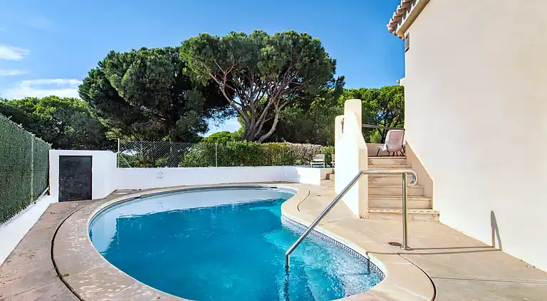 Altes Dorfgebiet und in der Nähe aller Annehmlichkeiten, mit