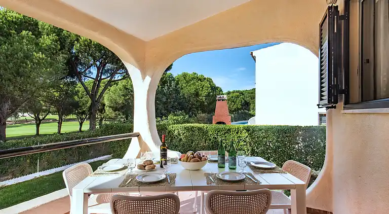 Altes Dorfgebiet und in der Nähe aller Annehmlichkeiten, mit