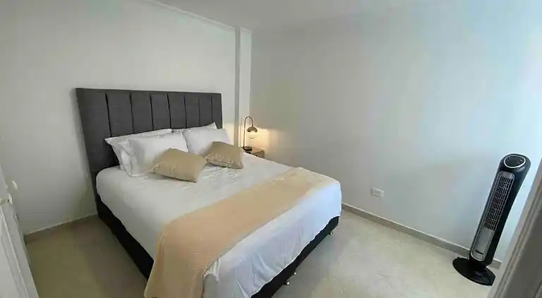 laureles excelente ubicacion la 70 estadio, cerca al poblado