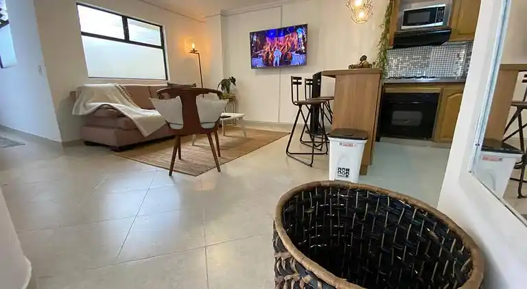 laureles excelente ubicacion la 70 estadio, cerca al poblado