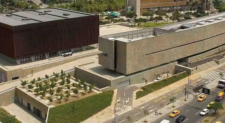 laureles excelente ubicacion la 70 estadio, cerca al poblado