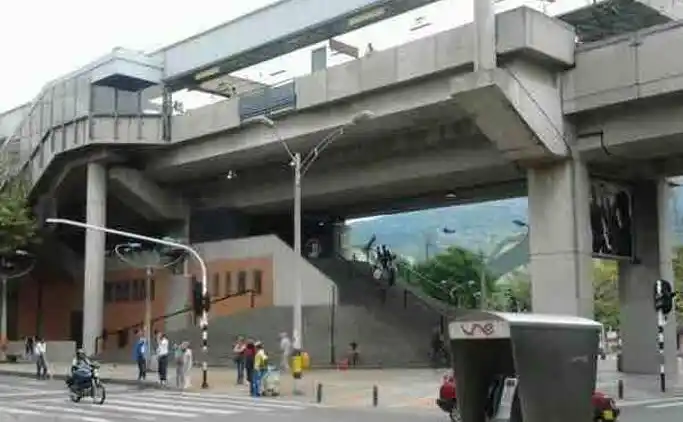 laureles excelente ubicacion la 70 estadio, cerca al poblado