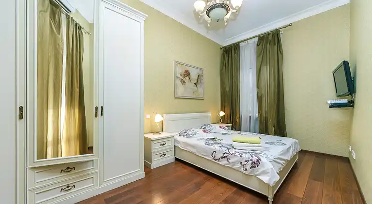 Two bedrooms, 18 Velyka Vasylkivska str, Centre