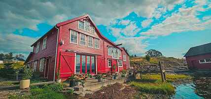 Fjordside Boathouse Hardanger