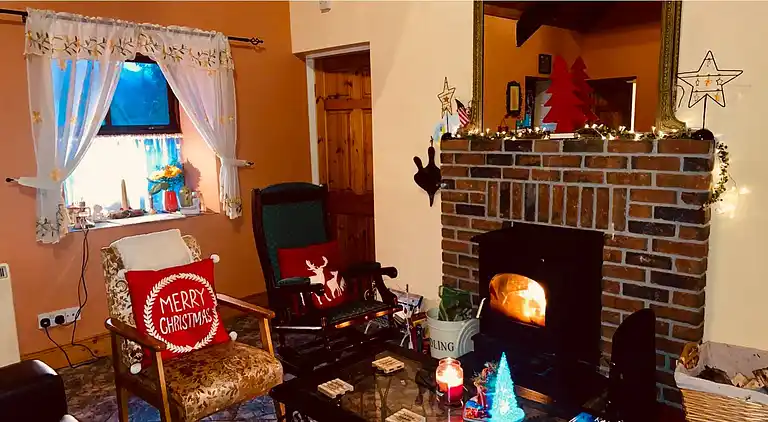 Cosy Farm Cottage on the Ring of Kerry