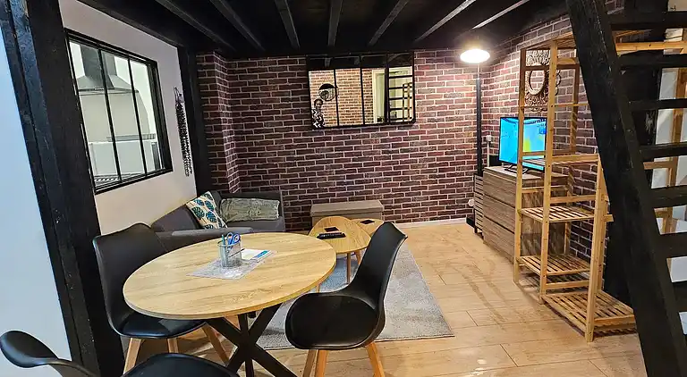 Maisonette 15 Minuten vom Bahnhof entfernt, historisches