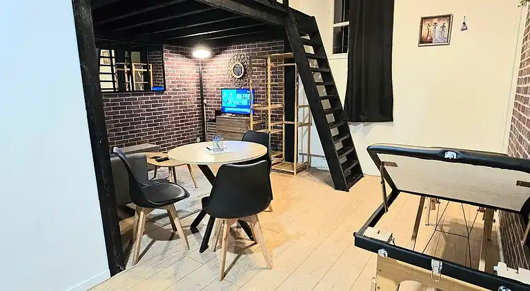 Maisonette 15 Minuten vom Bahnhof entfernt, historisches