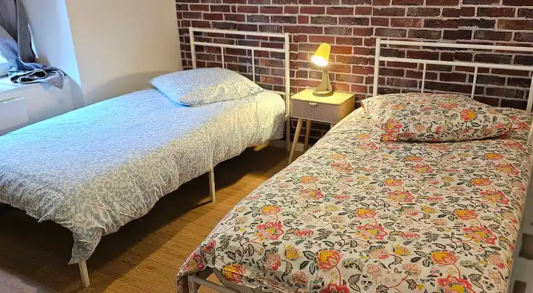 T3 im historischen Zentrum von Montluçon, Bahnhof in 10