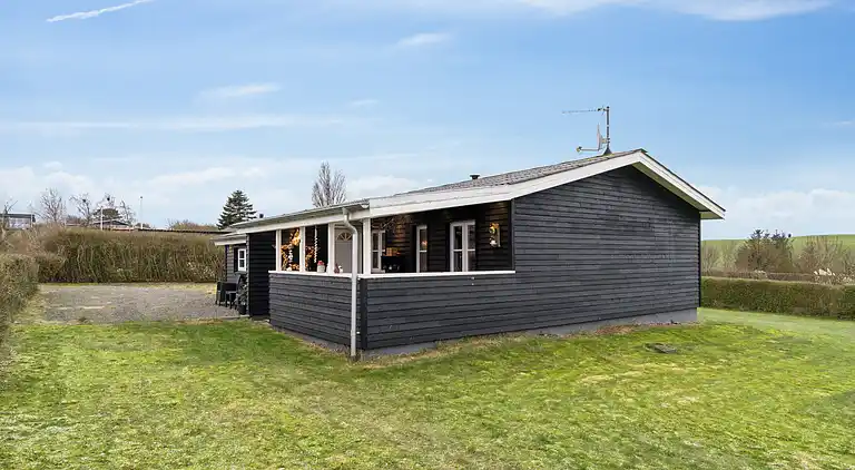 Gemütliches Ferienhaus nahe Strand und Ruhe
