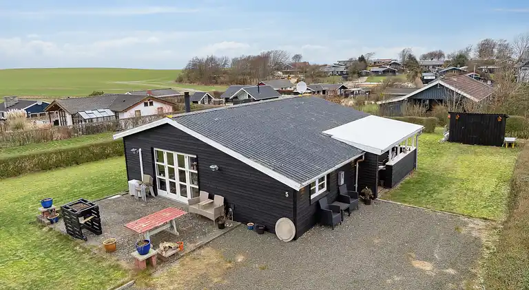 Gemütliches Ferienhaus nahe Strand und Ruhe