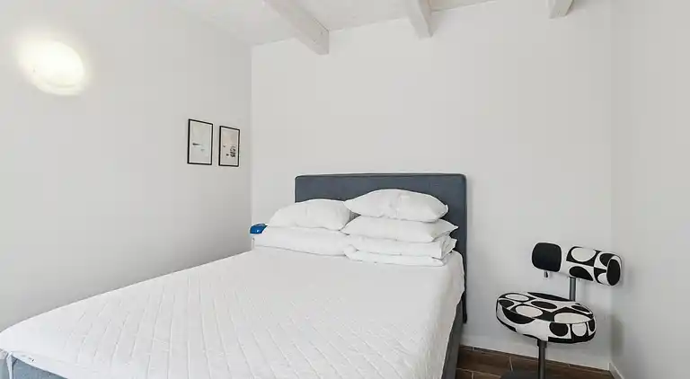 Geräumiges Ferienhaus in Bornholms Natur